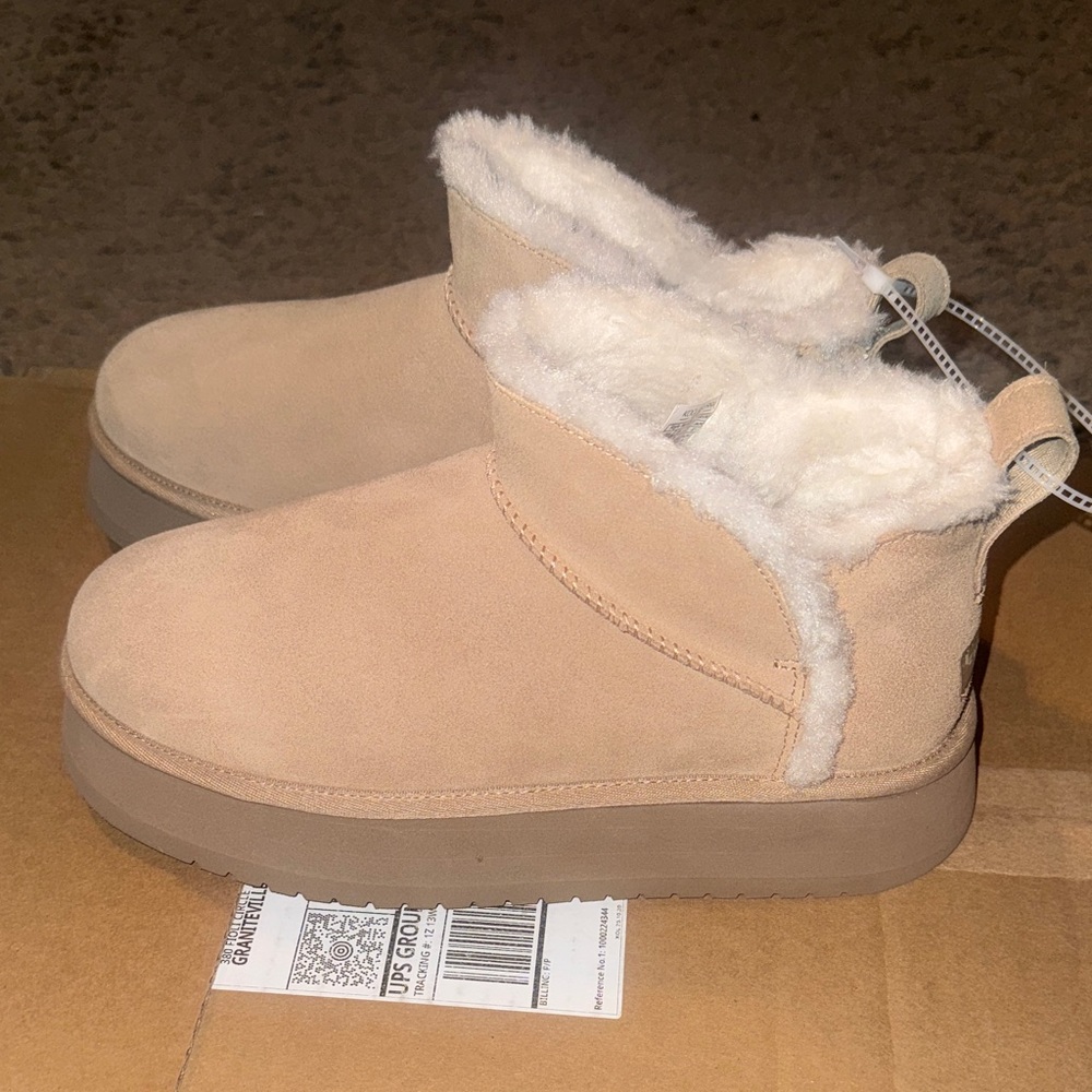 UGG Tan Winter Boots with Shearling